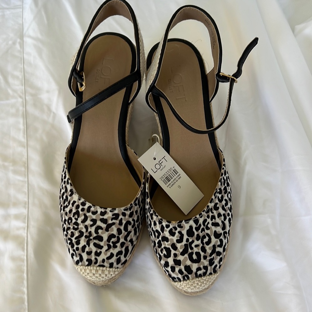 New with Tags- Loft Wedges size 9